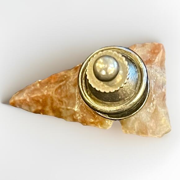 Authentic Arrowhead Vintage Jewelry Pin / Brooch- Native American Collectible 1” - Picture 8 of 11